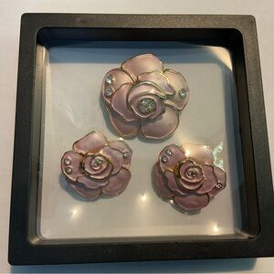 Brooch & Earrings Set of Pink Enamel w/Gold Outline and Crystal. NWOT (#62-001)